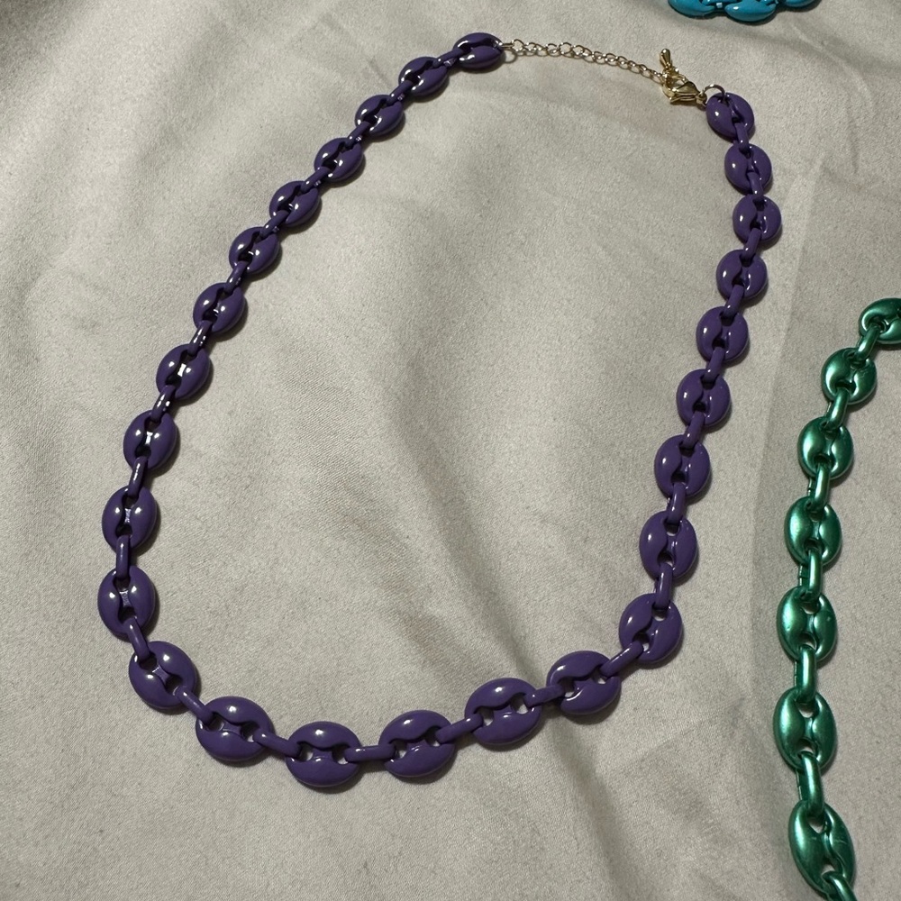 Enamel necklaces - Picture 2 of 5